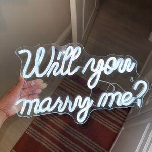 White Neon 'Will You Marry Me?' Sign
